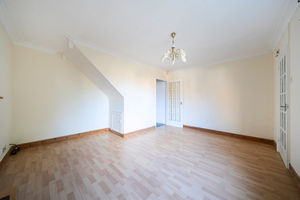 Lounge- click for photo gallery
